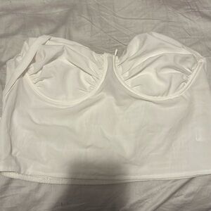 NWOT Kendall &‎ Kylie White Top